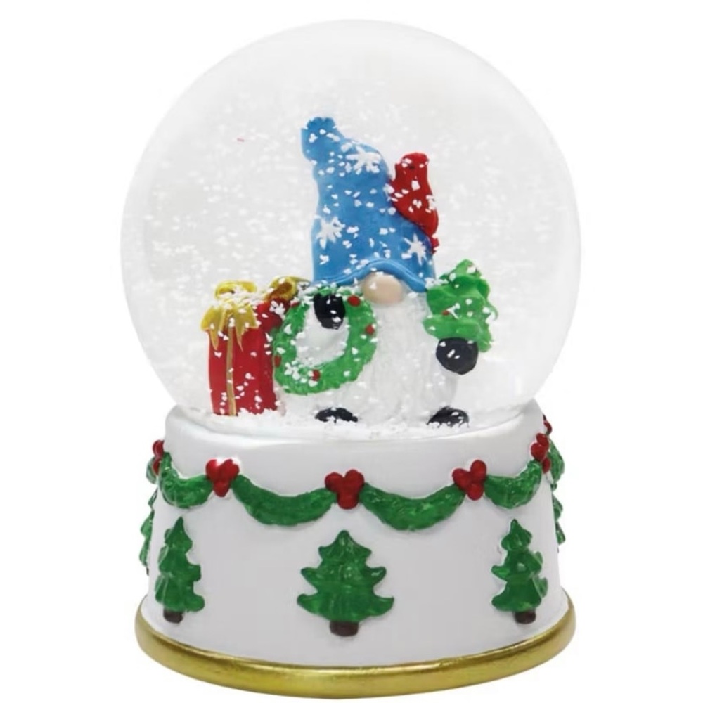 Merry Moments Gnome Snow Globe